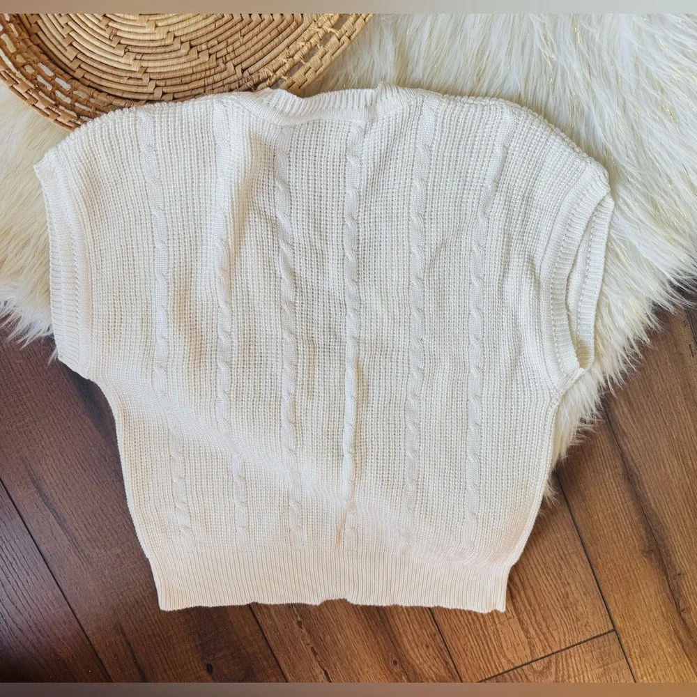 Vintage Weathervane Cream Cable Knit V Neck Sweater Vest Size Large